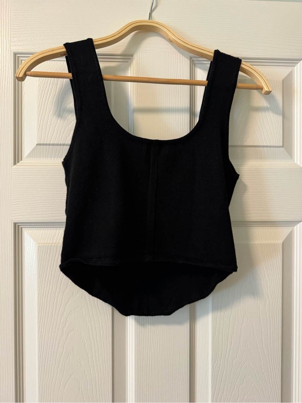 House of Harlow 1960 Black Scoop Crop Tank